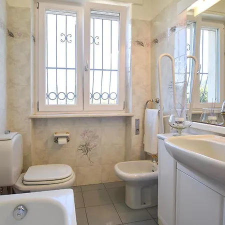 Lovely In Apartman Camaiore
